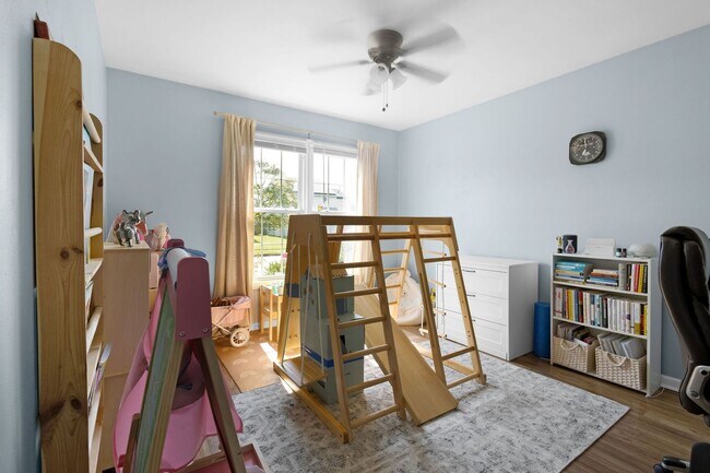 Building Photo - 3 Bed 2 Bath for Rent in Virginia Beach