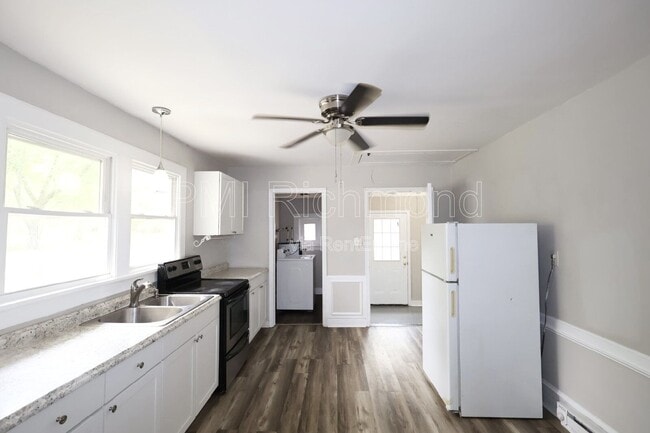 Building Photo - 13003 W Patrick Henry Rd