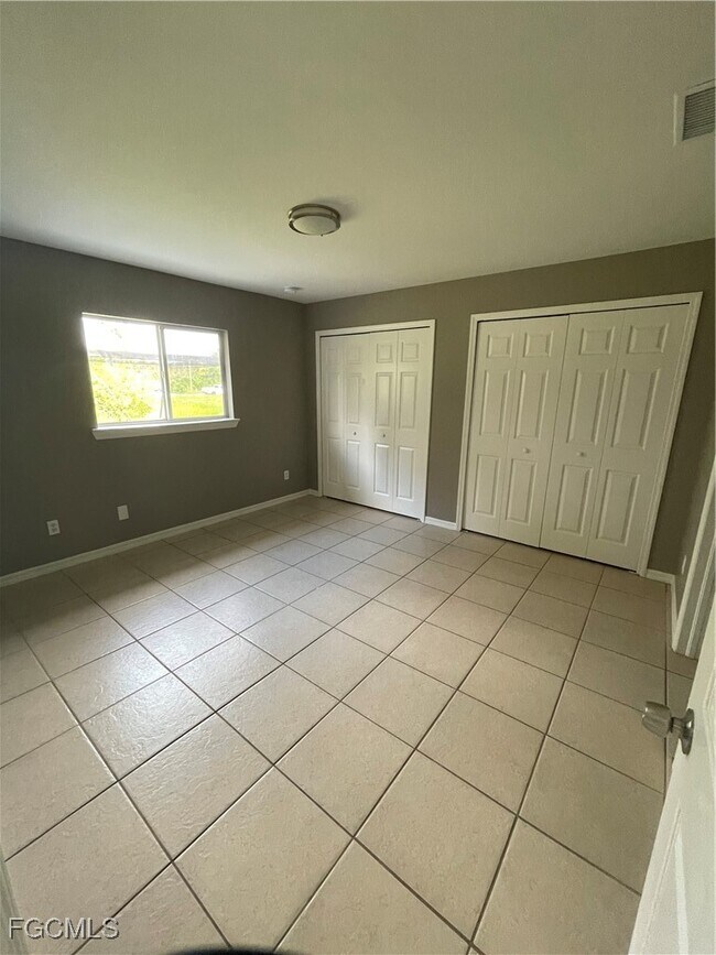 Building Photo - 4718 28th St SW