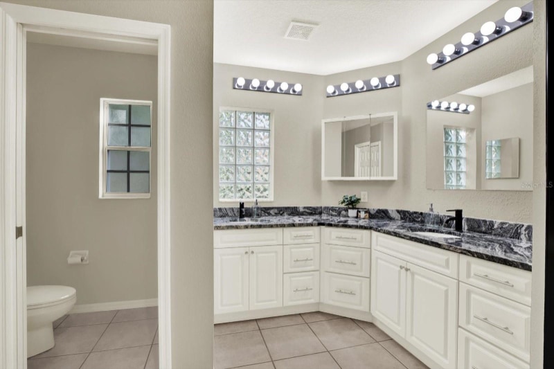 Building Photo - 6439 Gentle Ben Cir