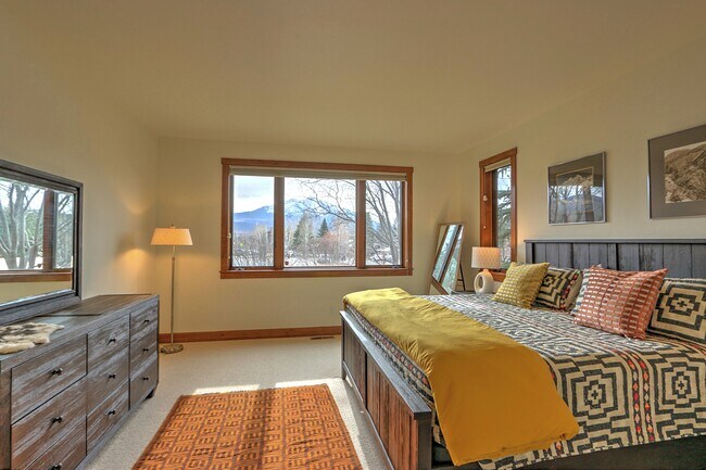 Building Photo - 408 Settlement Ln