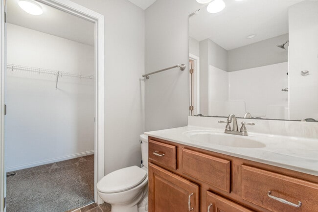 Building Photo - 444 Lost Creek Dr