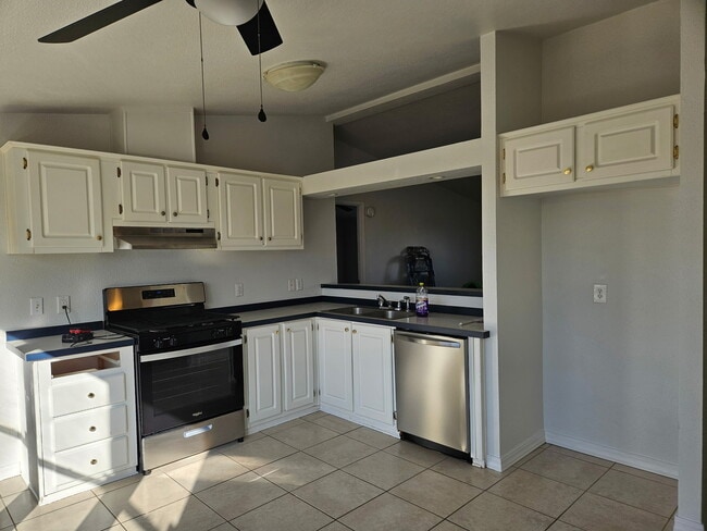 Building Photo - 3839 N 2420 E