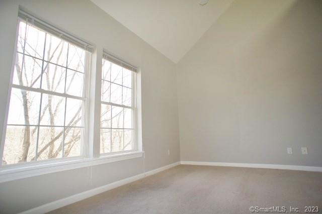 Building Photo - 32 Oakwood Ave