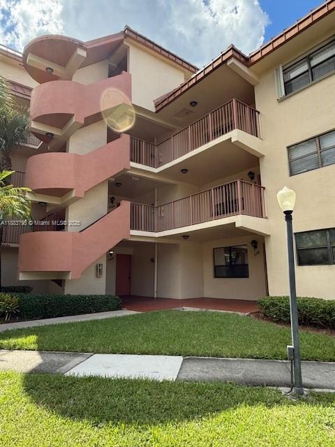 Primary Photo - 7401 NW 16th St