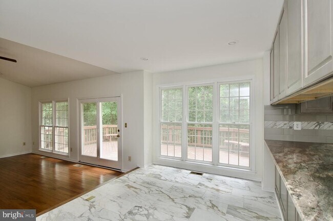 Building Photo - 8614 Oak Chase Cir