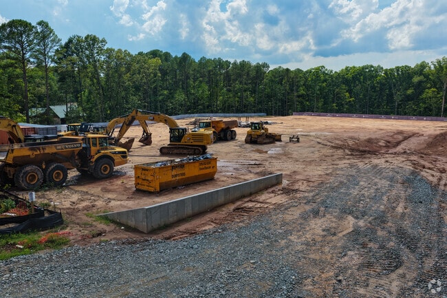 Building Photo - Pointe Grand Parkwood at Durham