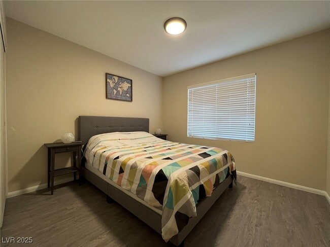 Building Photo - 8109 Greenbush Dr