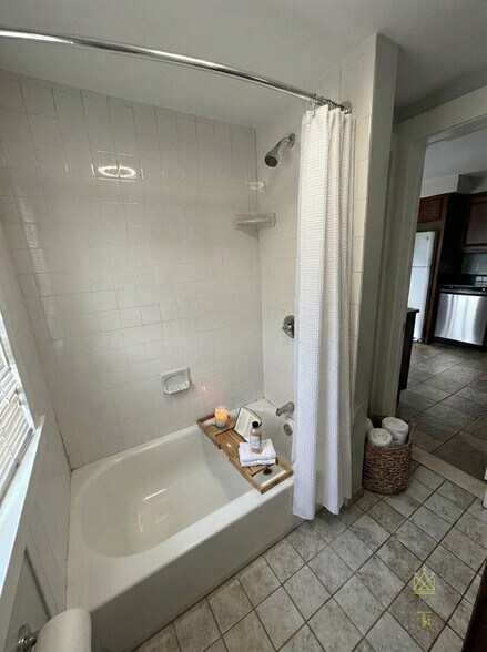 Building Photo - 27 McKenn St