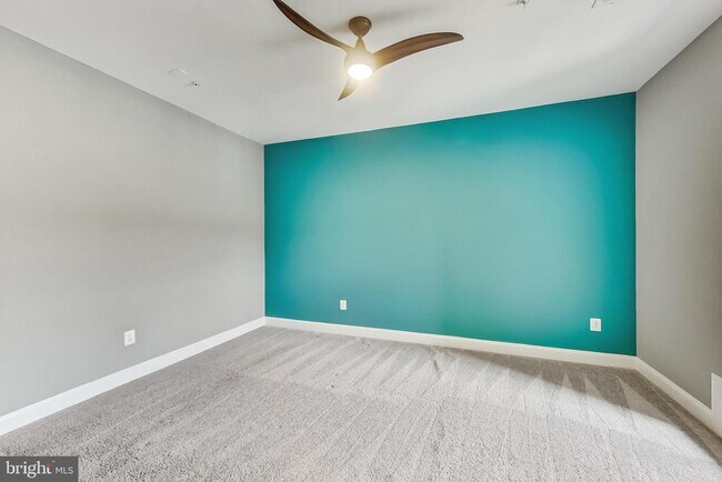 Building Photo - 605 Fair Winds Way
