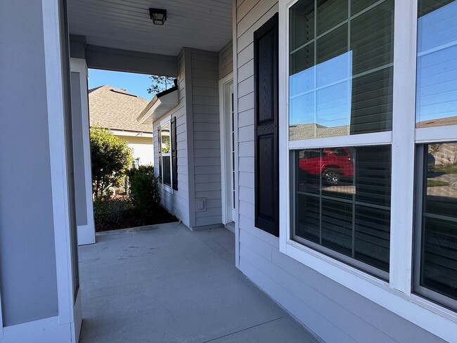 Building Photo - Close to Wildlight, Kingsbay and Fernandina Beach!
