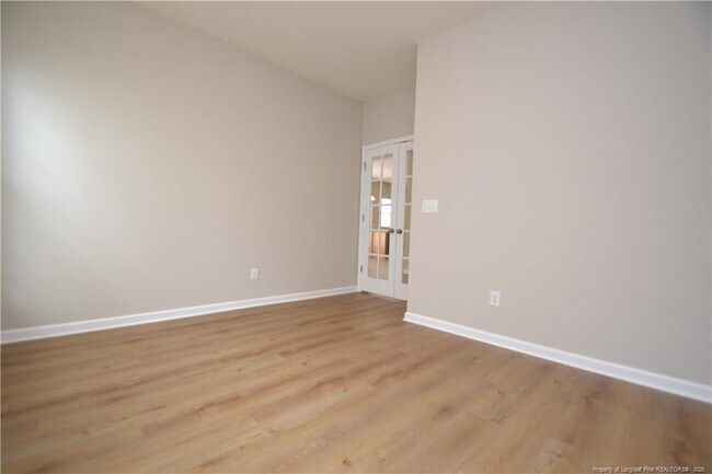Building Photo - 7830 Clover Creek Ct