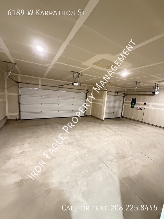 Building Photo - 6189 W Karpathos St
