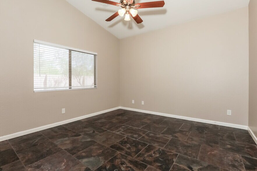 Building Photo - 33053 N North Butte Dr