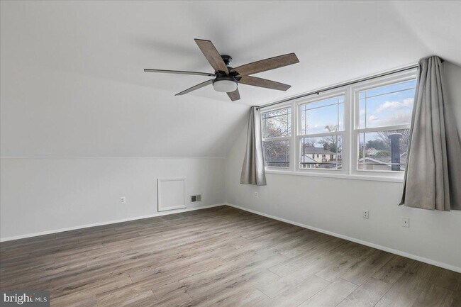 Building Photo - 13228 Pleasantview Ln