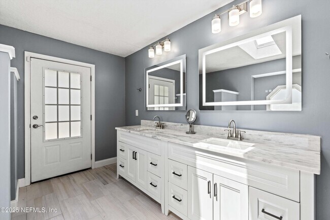 Building Photo - 234 Eventide Drive