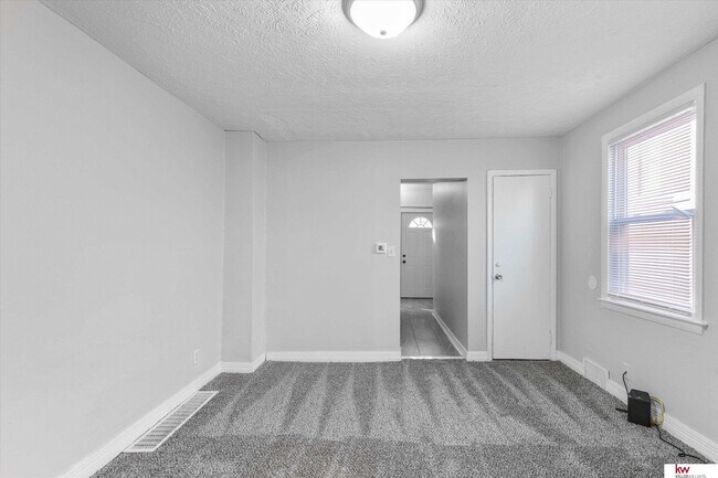Building Photo - 2417 S 13th St