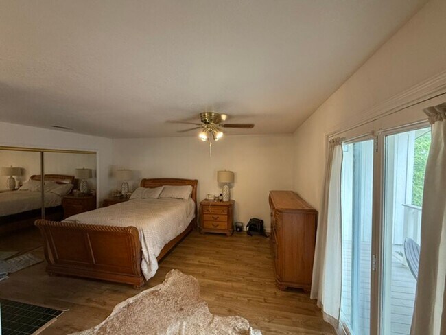 Building Photo - Resort-Style Living at Poker Flats gated community – 4 BR / 3 BA Multi-Level Home
