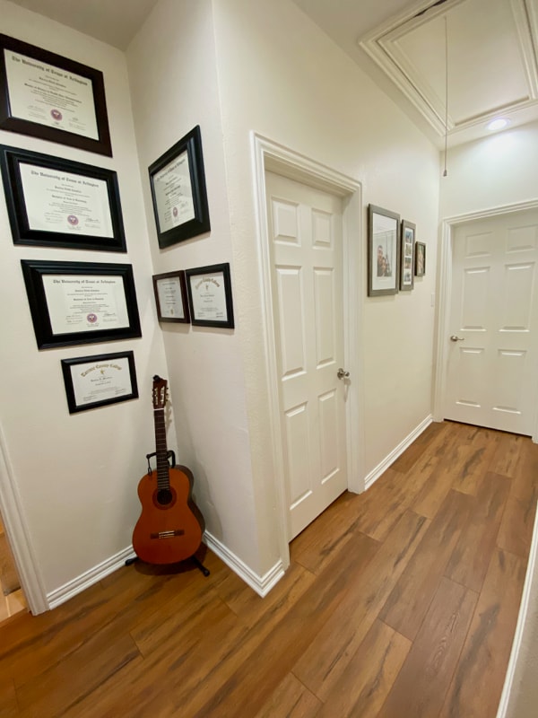 Building Photo - 4405 Vista Glen Ct