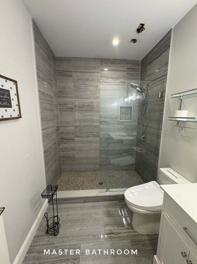 Building Photo - 9 Independence Ave