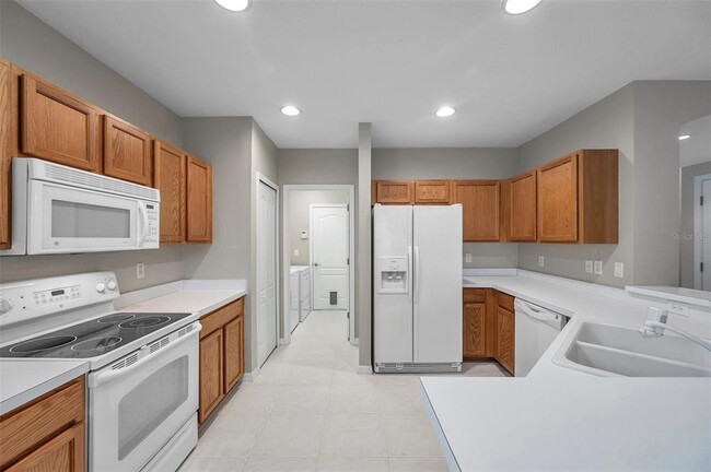 Building Photo - 12424 White Bluff Rd