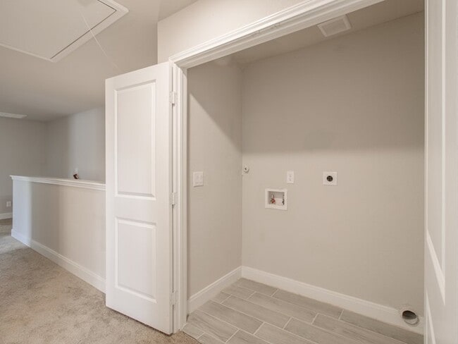 Building Photo - 7507 Savannah Brooks