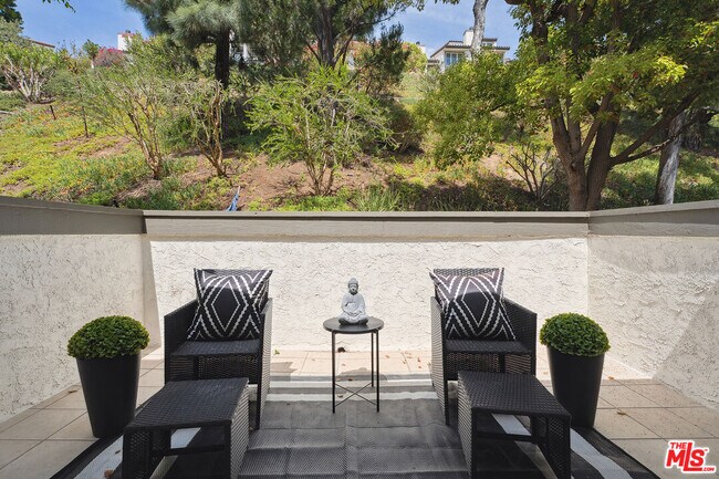 Building Photo - 17109 Palisades Cir