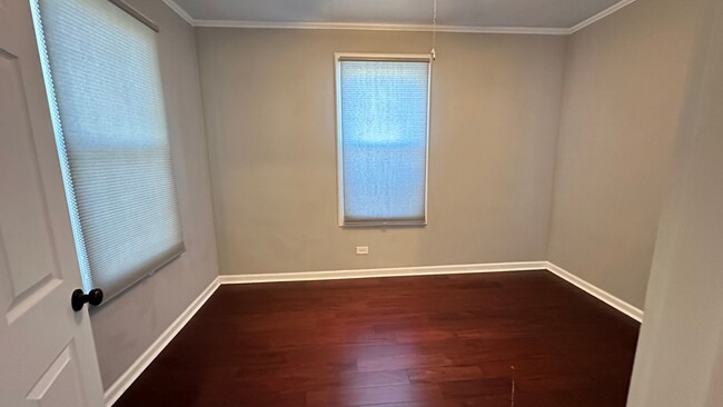 Building Photo - Gorgeous 3 bed Home!!