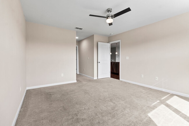 Building Photo - Mountain Ash home