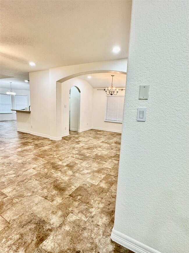 Building Photo - 21424 Quail Point Ln