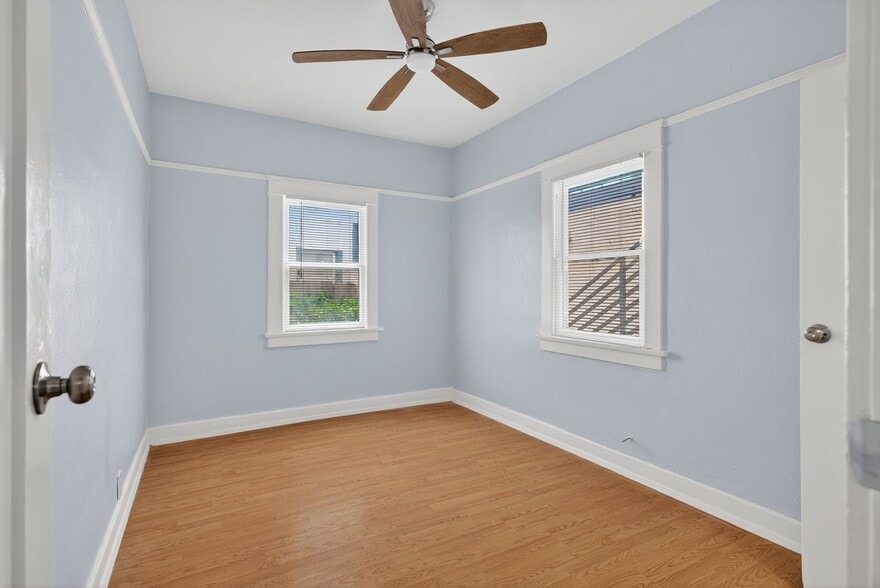 Building Photo - 441 Dawson Ave