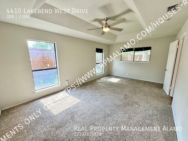 Building Photo - 4410 Lakebend W Dr