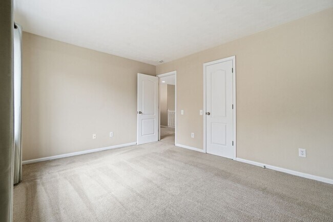 Building Photo - Freshly Renovated & Ready NOW! A First-Time Rental in Castleton! Pet Friendly - Fenced Yard - Gre...