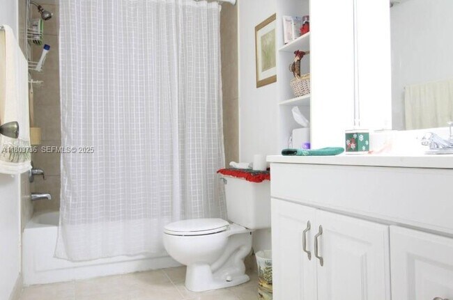 Building Photo - 8316 NW 24th St