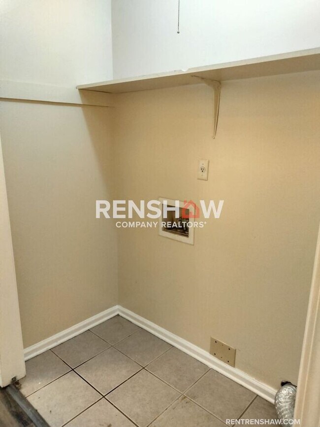 Building Photo - 5266 Bitter Creek Dr. Home For Rent In Nor...