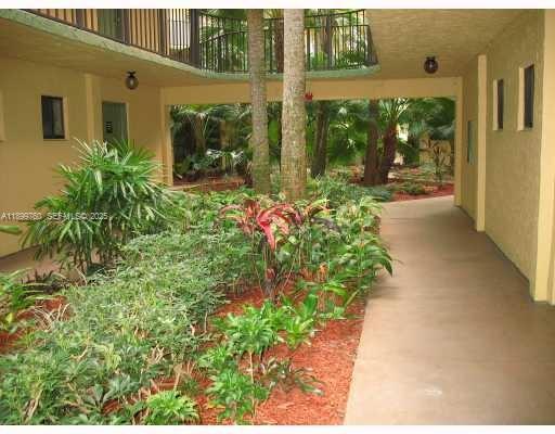 Building Photo - 8075 SW 107th Ave