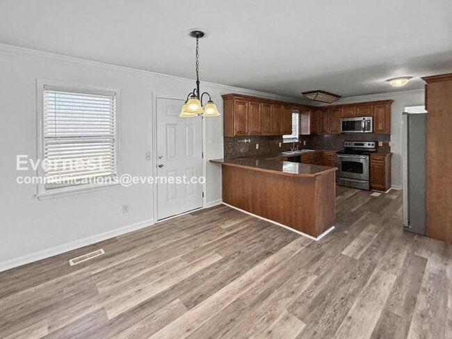 Building Photo - 504 Buckskin Ln