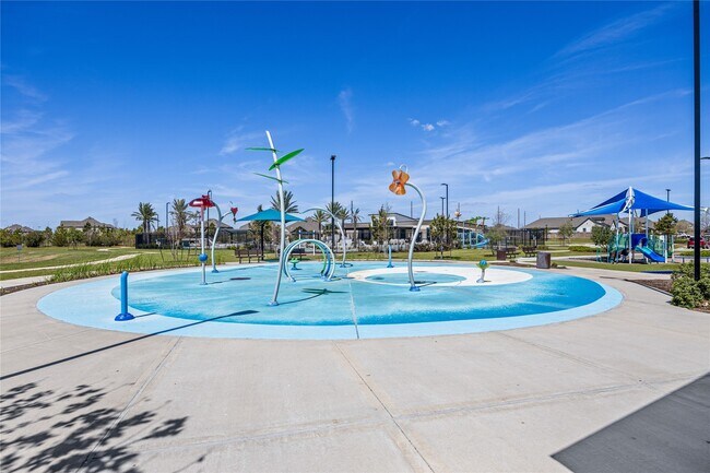 Building Photo - 21130 Garden Palm Dr