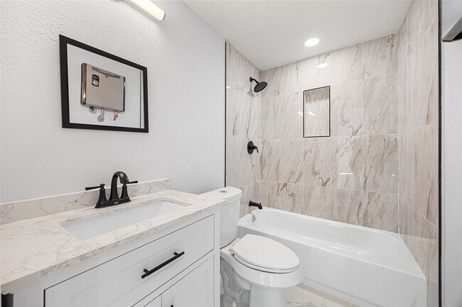 Building Photo - 3229 Holman St