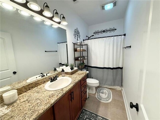 Building Photo - 70040 Hirson Ct