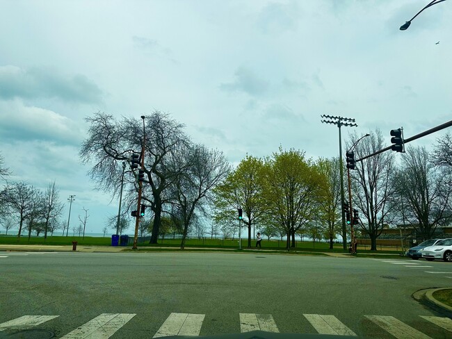 Building Photo - 1334 W Estes Ave