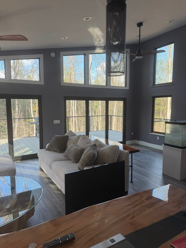 Building Photo - Keysville 2 Bedroom