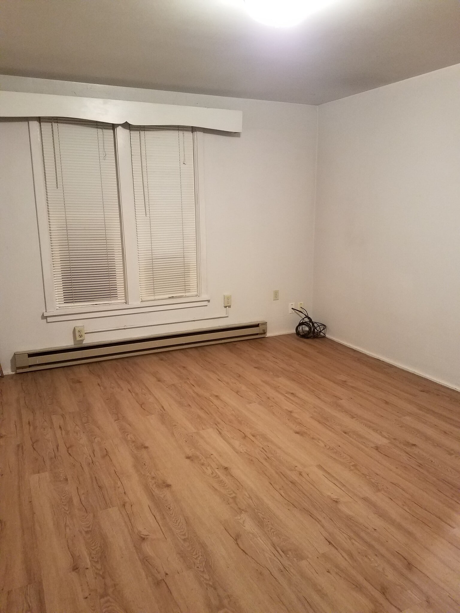 Livingroom - 302 1st Ave