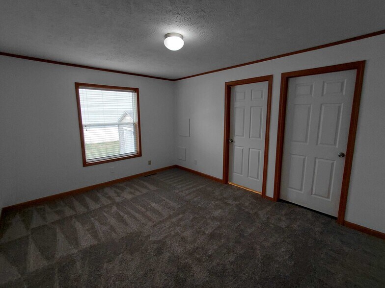 Building Photo - 2008 Heron Dr NW