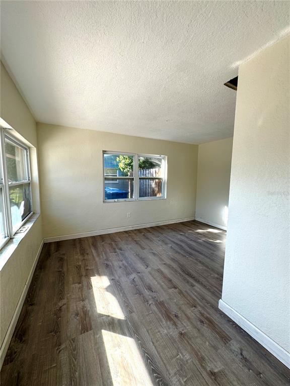 Building Photo - 5535 24th Ave N