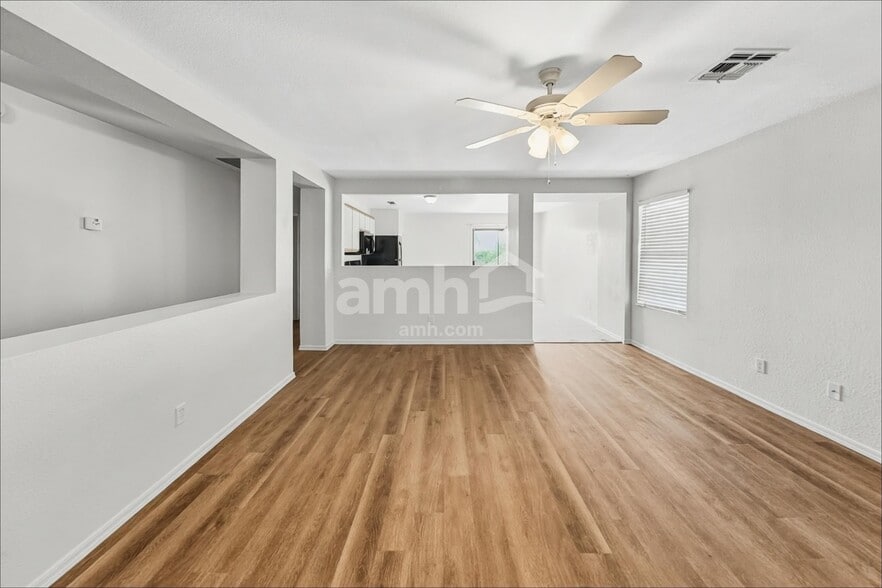 Building Photo - 6159 S Avenue De La Chandelle