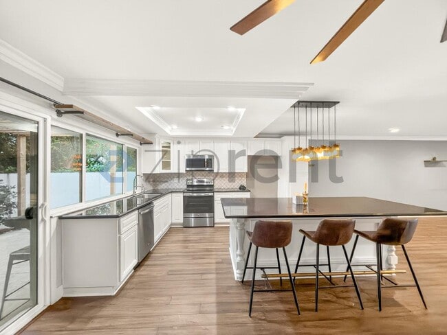 Building Photo - 8162 Havasu Cir