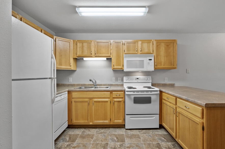 Building Photo - Creekside Commons Apartments