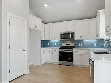 Building Photo - 2207 W 29th Ave