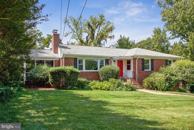 Building Photo - 3420 N Glebe Rd